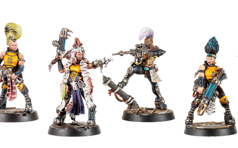 The models included in the new Escher Champions box
