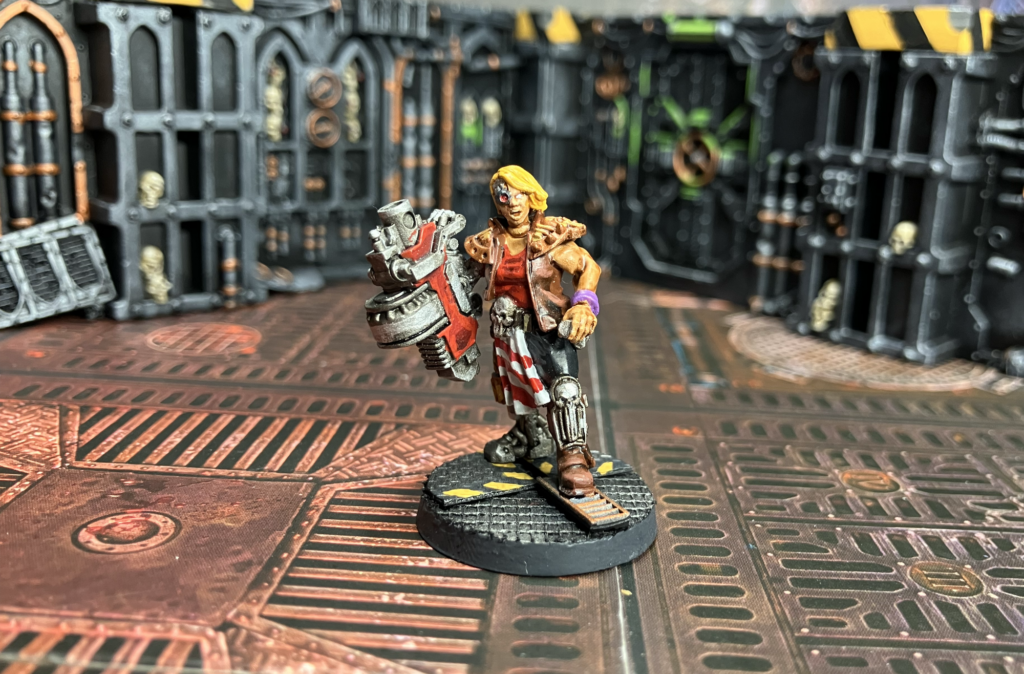 An Orlock champion with a heavy bolter